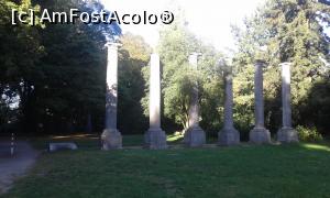 [P10] 10. Aachen Acropolis<p> Coloanele grecești sunt tot ce a rămas dintr-un restaurant construit în 1840, distrus de bombardamentele din al doilea război mondial.  » foto by adso
 - 
<span class="allrVoted glyphicon glyphicon-heart hidden" id="av1156366"></span>
<a class="m-l-10 hidden" id="sv1156366" onclick="voting_Foto_DelVot(,1156366,22094)" role="button">șterge vot <span class="glyphicon glyphicon-remove"></span></a>
<a id="v91156366" class=" c-red"  onclick="voting_Foto_SetVot(1156366)" role="button"><span class="glyphicon glyphicon-heart-empty"></span> <b>LIKE</b> = Votează poza</a> <img class="hidden"  id="f1156366W9" src="/imagini/loader.gif" border="0" /><span class="AjErrMes hidden" id="e1156366ErM"></span>