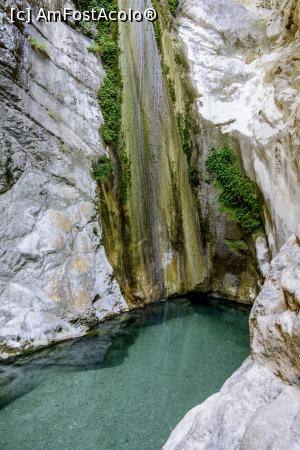 [P07] Nidri Waterfall » foto by PaulAntonese
 - 
<span class="allrVoted glyphicon glyphicon-heart hidden" id="av898525"></span>
<a class="m-l-10 hidden" id="sv898525" onclick="voting_Foto_DelVot(,898525,22097)" role="button">șterge vot <span class="glyphicon glyphicon-remove"></span></a>
<a id="v9898525" class=" c-red"  onclick="voting_Foto_SetVot(898525)" role="button"><span class="glyphicon glyphicon-heart-empty"></span> <b>LIKE</b> = Votează poza</a> <img class="hidden"  id="f898525W9" src="/imagini/loader.gif" border="0" /><span class="AjErrMes hidden" id="e898525ErM"></span>