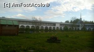 [P06] Zidurile manastirii si parcul interior.  » foto by senateo
 - 
<span class="allrVoted glyphicon glyphicon-heart hidden" id="av866867"></span>
<a class="m-l-10 hidden" id="sv866867" onclick="voting_Foto_DelVot(,866867,22099)" role="button">șterge vot <span class="glyphicon glyphicon-remove"></span></a>
<a id="v9866867" class=" c-red"  onclick="voting_Foto_SetVot(866867)" role="button"><span class="glyphicon glyphicon-heart-empty"></span> <b>LIKE</b> = Votează poza</a> <img class="hidden"  id="f866867W9" src="/imagini/loader.gif" border="0" /><span class="AjErrMes hidden" id="e866867ErM"></span>