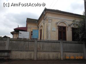 [P04] Băilești - Casa memorială Amza Pellea. Vedere din stradă.  » foto by iulianic
 - 
<span class="allrVoted glyphicon glyphicon-heart hidden" id="av968407"></span>
<a class="m-l-10 hidden" id="sv968407" onclick="voting_Foto_DelVot(,968407,22108)" role="button">șterge vot <span class="glyphicon glyphicon-remove"></span></a>
<a id="v9968407" class=" c-red"  onclick="voting_Foto_SetVot(968407)" role="button"><span class="glyphicon glyphicon-heart-empty"></span> <b>LIKE</b> = Votează poza</a> <img class="hidden"  id="f968407W9" src="/imagini/loader.gif" border="0" /><span class="AjErrMes hidden" id="e968407ErM"></span>