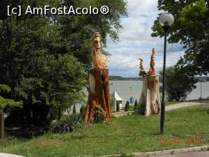 [P18] Calafat - Lucrări artistice în parcul de la Dunăre.  » foto by iulianic
 - 
<span class="allrVoted glyphicon glyphicon-heart hidden" id="av978896"></span>
<a class="m-l-10 hidden" id="sv978896" onclick="voting_Foto_DelVot(,978896,22108)" role="button">șterge vot <span class="glyphicon glyphicon-remove"></span></a>
<a id="v9978896" class=" c-red"  onclick="voting_Foto_SetVot(978896)" role="button"><span class="glyphicon glyphicon-heart-empty"></span> <b>LIKE</b> = Votează poza</a> <img class="hidden"  id="f978896W9" src="/imagini/loader.gif" border="0" /><span class="AjErrMes hidden" id="e978896ErM"></span>