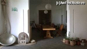 [P03] Conacul lui Dinescu, Cetate, Dolj - În living spre camera de conferințe. » foto by TaniaT
 - 
<span class="allrVoted glyphicon glyphicon-heart hidden" id="av538574"></span>
<a class="m-l-10 hidden" id="sv538574" onclick="voting_Foto_DelVot(,538574,22108)" role="button">șterge vot <span class="glyphicon glyphicon-remove"></span></a>
<a id="v9538574" class=" c-red"  onclick="voting_Foto_SetVot(538574)" role="button"><span class="glyphicon glyphicon-heart-empty"></span> <b>LIKE</b> = Votează poza</a> <img class="hidden"  id="f538574W9" src="/imagini/loader.gif" border="0" /><span class="AjErrMes hidden" id="e538574ErM"></span>