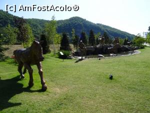 [P16] Parcul „Poiana lui Căliman”. » foto by tata123 🔱
 - 
<span class="allrVoted glyphicon glyphicon-heart hidden" id="av1187498"></span>
<a class="m-l-10 hidden" id="sv1187498" onclick="voting_Foto_DelVot(,1187498,22122)" role="button">șterge vot <span class="glyphicon glyphicon-remove"></span></a>
<a id="v91187498" class=" c-red"  onclick="voting_Foto_SetVot(1187498)" role="button"><span class="glyphicon glyphicon-heart-empty"></span> <b>LIKE</b> = Votează poza</a> <img class="hidden"  id="f1187498W9" src="/imagini/loader.gif" border="0" /><span class="AjErrMes hidden" id="e1187498ErM"></span>