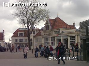 [P02] I AMsterdam - visitor centre (aflat in fata garii centrale)  » foto by ALINAMD
 - 
<span class="allrVoted glyphicon glyphicon-heart hidden" id="av936395"></span>
<a class="m-l-10 hidden" id="sv936395" onclick="voting_Foto_DelVot(,936395,22126)" role="button">șterge vot <span class="glyphicon glyphicon-remove"></span></a>
<a id="v9936395" class=" c-red"  onclick="voting_Foto_SetVot(936395)" role="button"><span class="glyphicon glyphicon-heart-empty"></span> <b>LIKE</b> = Votează poza</a> <img class="hidden"  id="f936395W9" src="/imagini/loader.gif" border="0" /><span class="AjErrMes hidden" id="e936395ErM"></span>