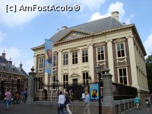 [P02] Palatul /muzeu Mauritshuis, bijuteria clasicismului olandez.  » foto by mireille
 - 
<span class="allrVoted glyphicon glyphicon-heart hidden" id="av1141062"></span>
<a class="m-l-10 hidden" id="sv1141062" onclick="voting_Foto_DelVot(,1141062,22137)" role="button">șterge vot <span class="glyphicon glyphicon-remove"></span></a>
<a id="v91141062" class=" c-red"  onclick="voting_Foto_SetVot(1141062)" role="button"><span class="glyphicon glyphicon-heart-empty"></span> <b>LIKE</b> = Votează poza</a> <img class="hidden"  id="f1141062W9" src="/imagini/loader.gif" border="0" /><span class="AjErrMes hidden" id="e1141062ErM"></span>