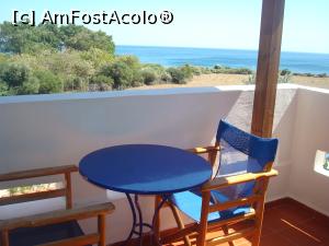 [P04] in balcon » foto by Sosorina
 - 
<span class="allrVoted glyphicon glyphicon-heart hidden" id="av870531"></span>
<a class="m-l-10 hidden" id="sv870531" onclick="voting_Foto_DelVot(,870531,22143)" role="button">șterge vot <span class="glyphicon glyphicon-remove"></span></a>
<a id="v9870531" class=" c-red"  onclick="voting_Foto_SetVot(870531)" role="button"><span class="glyphicon glyphicon-heart-empty"></span> <b>LIKE</b> = Votează poza</a> <img class="hidden"  id="f870531W9" src="/imagini/loader.gif" border="0" /><span class="AjErrMes hidden" id="e870531ErM"></span>