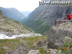[P12] Ruta de Aur - Drumul Trolilor, panorama văii văzută de la popasul turistic.  » foto by iulianic
 - 
<span class="allrVoted glyphicon glyphicon-heart hidden" id="av484743"></span>
<a class="m-l-10 hidden" id="sv484743" onclick="voting_Foto_DelVot(,484743,22147)" role="button">șterge vot <span class="glyphicon glyphicon-remove"></span></a>
<a id="v9484743" class=" c-red"  onclick="voting_Foto_SetVot(484743)" role="button"><span class="glyphicon glyphicon-heart-empty"></span> <b>LIKE</b> = Votează poza</a> <img class="hidden"  id="f484743W9" src="/imagini/loader.gif" border="0" /><span class="AjErrMes hidden" id="e484743ErM"></span>