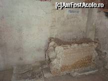 [P11] Curtea Domnească Târgoviste  - piatra funerara a fiului adoptiv Mateias a domnitorului Matei Basarab » foto by corinne
 - 
<span class="allrVoted glyphicon glyphicon-heart hidden" id="av167529"></span>
<a class="m-l-10 hidden" id="sv167529" onclick="voting_Foto_DelVot(,167529,22157)" role="button">șterge vot <span class="glyphicon glyphicon-remove"></span></a>
<a id="v9167529" class=" c-red"  onclick="voting_Foto_SetVot(167529)" role="button"><span class="glyphicon glyphicon-heart-empty"></span> <b>LIKE</b> = Votează poza</a> <img class="hidden"  id="f167529W9" src="/imagini/loader.gif" border="0" /><span class="AjErrMes hidden" id="e167529ErM"></span>