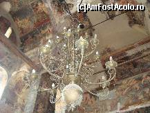 [P14] Curtea Domnească Târgoviste  - candelabrul din interiorul Bisericii Domnesti » foto by corinne
 - 
<span class="allrVoted glyphicon glyphicon-heart hidden" id="av167532"></span>
<a class="m-l-10 hidden" id="sv167532" onclick="voting_Foto_DelVot(,167532,22157)" role="button">șterge vot <span class="glyphicon glyphicon-remove"></span></a>
<a id="v9167532" class=" c-red"  onclick="voting_Foto_SetVot(167532)" role="button"><span class="glyphicon glyphicon-heart-empty"></span> <b>LIKE</b> = Votează poza</a> <img class="hidden"  id="f167532W9" src="/imagini/loader.gif" border="0" /><span class="AjErrMes hidden" id="e167532ErM"></span>