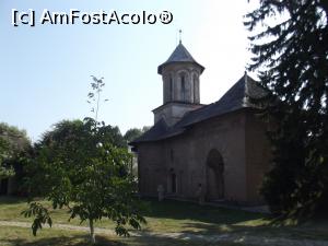 [P17] Biserica Sfanta Vineri » foto by mishu
 - 
<span class="allrVoted glyphicon glyphicon-heart hidden" id="av800896"></span>
<a class="m-l-10 hidden" id="sv800896" onclick="voting_Foto_DelVot(,800896,22157)" role="button">șterge vot <span class="glyphicon glyphicon-remove"></span></a>
<a id="v9800896" class=" c-red"  onclick="voting_Foto_SetVot(800896)" role="button"><span class="glyphicon glyphicon-heart-empty"></span> <b>LIKE</b> = Votează poza</a> <img class="hidden"  id="f800896W9" src="/imagini/loader.gif" border="0" /><span class="AjErrMes hidden" id="e800896ErM"></span>