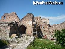 [P05] alte ruine ale cetatii » foto by alinush_geo
 - 
<span class="allrVoted glyphicon glyphicon-heart hidden" id="av39263"></span>
<a class="m-l-10 hidden" id="sv39263" onclick="voting_Foto_DelVot(,39263,22157)" role="button">șterge vot <span class="glyphicon glyphicon-remove"></span></a>
<a id="v939263" class=" c-red"  onclick="voting_Foto_SetVot(39263)" role="button"><span class="glyphicon glyphicon-heart-empty"></span> <b>LIKE</b> = Votează poza</a> <img class="hidden"  id="f39263W9" src="/imagini/loader.gif" border="0" /><span class="AjErrMes hidden" id="e39263ErM"></span>