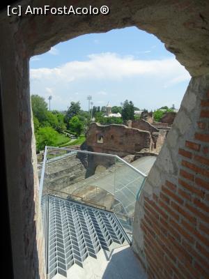 [P15] Turnul Chindiei - balcon etaj intermediar. » foto by tata123 🔱
 - 
<span class="allrVoted glyphicon glyphicon-heart hidden" id="av1303013"></span>
<a class="m-l-10 hidden" id="sv1303013" onclick="voting_Foto_DelVot(,1303013,22157)" role="button">șterge vot <span class="glyphicon glyphicon-remove"></span></a>
<a id="v91303013" class=" c-red"  onclick="voting_Foto_SetVot(1303013)" role="button"><span class="glyphicon glyphicon-heart-empty"></span> <b>LIKE</b> = Votează poza</a> <img class="hidden"  id="f1303013W9" src="/imagini/loader.gif" border="0" /><span class="AjErrMes hidden" id="e1303013ErM"></span>