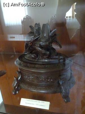 [P11] Casetă pentru documente din anii 1800. » foto by tata123 🔱
 - 
<span class="allrVoted glyphicon glyphicon-heart hidden" id="av1305175"></span>
<a class="m-l-10 hidden" id="sv1305175" onclick="voting_Foto_DelVot(,1305175,22157)" role="button">șterge vot <span class="glyphicon glyphicon-remove"></span></a>
<a id="v91305175" class=" c-red"  onclick="voting_Foto_SetVot(1305175)" role="button"><span class="glyphicon glyphicon-heart-empty"></span> <b>LIKE</b> = Votează poza</a> <img class="hidden"  id="f1305175W9" src="/imagini/loader.gif" border="0" /><span class="AjErrMes hidden" id="e1305175ErM"></span>