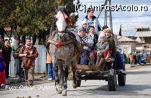 [P02] Tudorita sau Pastele Cailor, Targoviste 2009 » foto by cristinadumitru*
 - 
<span class="allrVoted glyphicon glyphicon-heart hidden" id="av20550"></span>
<a class="m-l-10 hidden" id="sv20550" onclick="voting_Foto_DelVot(,20550,22158)" role="button">șterge vot <span class="glyphicon glyphicon-remove"></span></a>
<a id="v920550" class=" c-red"  onclick="voting_Foto_SetVot(20550)" role="button"><span class="glyphicon glyphicon-heart-empty"></span> <b>LIKE</b> = Votează poza</a> <img class="hidden"  id="f20550W9" src="/imagini/loader.gif" border="0" /><span class="AjErrMes hidden" id="e20550ErM"></span>