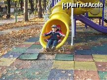 [P01] Distractia incepe pentru cei mici in Parcul expozitiei din dealul Copoului, la toboganul tubular » foto by raducondurache
 - 
<span class="allrVoted glyphicon glyphicon-heart hidden" id="av156872"></span>
<a class="m-l-10 hidden" id="sv156872" onclick="voting_Foto_DelVot(,156872,22163)" role="button">șterge vot <span class="glyphicon glyphicon-remove"></span></a>
<a id="v9156872" class=" c-red"  onclick="voting_Foto_SetVot(156872)" role="button"><span class="glyphicon glyphicon-heart-empty"></span> <b>LIKE</b> = Votează poza</a> <img class="hidden"  id="f156872W9" src="/imagini/loader.gif" border="0" /><span class="AjErrMes hidden" id="e156872ErM"></span>