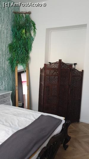 [P02] Thermal Apartmanok Ráday 4 - Namaste, parte din dormitor</div> » foto by sunflower
 - 
<span class="allrVoted glyphicon glyphicon-heart hidden" id="av1414403"></span>
<a class="m-l-10 hidden" id="sv1414403" onclick="voting_Foto_DelVot(,1414403,22264)" role="button">șterge vot <span class="glyphicon glyphicon-remove"></span></a>
<a id="v91414403" class=" c-red"  onclick="voting_Foto_SetVot(1414403)" role="button"><span class="glyphicon glyphicon-heart-empty"></span> <b>LIKE</b> = Votează poza</a> <img class="hidden"  id="f1414403W9" src="/imagini/loader.gif" border="0" /><span class="AjErrMes hidden" id="e1414403ErM"></span>