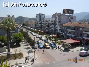 [P01] Elbasan - Bulevardul central. Panoramă surprinsă din turnul cetății.  » foto by iulianic
 - 
<span class="allrVoted glyphicon glyphicon-heart hidden" id="av886971"></span>
<a class="m-l-10 hidden" id="sv886971" onclick="voting_Foto_DelVot(,886971,22278)" role="button">șterge vot <span class="glyphicon glyphicon-remove"></span></a>
<a id="v9886971" class=" c-red"  onclick="voting_Foto_SetVot(886971)" role="button"><span class="glyphicon glyphicon-heart-empty"></span> <b>LIKE</b> = Votează poza</a> <img class="hidden"  id="f886971W9" src="/imagini/loader.gif" border="0" /><span class="AjErrMes hidden" id="e886971ErM"></span>