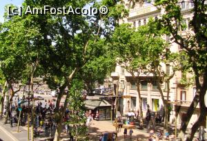 [P03] Vedere de la balcon, cu piata Catalunya si statia de metrou » foto by Radu Tudoran
 - 
<span class="allrVoted glyphicon glyphicon-heart hidden" id="av878629"></span>
<a class="m-l-10 hidden" id="sv878629" onclick="voting_Foto_DelVot(,878629,22282)" role="button">șterge vot <span class="glyphicon glyphicon-remove"></span></a>
<a id="v9878629" class=" c-red"  onclick="voting_Foto_SetVot(878629)" role="button"><span class="glyphicon glyphicon-heart-empty"></span> <b>LIKE</b> = Votează poza</a> <img class="hidden"  id="f878629W9" src="/imagini/loader.gif" border="0" /><span class="AjErrMes hidden" id="e878629ErM"></span>