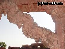 [P10] Fatehpur Sikri-detaliu; de remarcat cat de bine este conservat » foto by cristina65
 - 
<span class="allrVoted glyphicon glyphicon-heart hidden" id="av279869"></span>
<a class="m-l-10 hidden" id="sv279869" onclick="voting_Foto_DelVot(,279869,22287)" role="button">șterge vot <span class="glyphicon glyphicon-remove"></span></a>
<a id="v9279869" class=" c-red"  onclick="voting_Foto_SetVot(279869)" role="button"><span class="glyphicon glyphicon-heart-empty"></span> <b>LIKE</b> = Votează poza</a> <img class="hidden"  id="f279869W9" src="/imagini/loader.gif" border="0" /><span class="AjErrMes hidden" id="e279869ErM"></span>