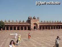 [P07] Fatehpur Sikri » foto by cristina65
 - 
<span class="allrVoted glyphicon glyphicon-heart hidden" id="av279866"></span>
<a class="m-l-10 hidden" id="sv279866" onclick="voting_Foto_DelVot(,279866,22287)" role="button">șterge vot <span class="glyphicon glyphicon-remove"></span></a>
<a id="v9279866" class=" c-red"  onclick="voting_Foto_SetVot(279866)" role="button"><span class="glyphicon glyphicon-heart-empty"></span> <b>LIKE</b> = Votează poza</a> <img class="hidden"  id="f279866W9" src="/imagini/loader.gif" border="0" /><span class="AjErrMes hidden" id="e279866ErM"></span>