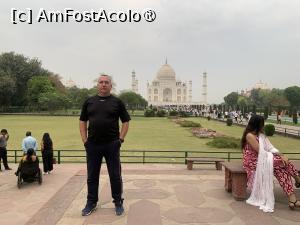 [P24] Taj Mahal,subsemnatul AmFostAcolo » foto by AZE
 - 
<span class="allrVoted glyphicon glyphicon-heart hidden" id="av1434152"></span>
<a class="m-l-10 hidden" id="sv1434152" onclick="voting_Foto_DelVot(,1434152,22287)" role="button">șterge vot <span class="glyphicon glyphicon-remove"></span></a>
<a id="v91434152" class=" c-red"  onclick="voting_Foto_SetVot(1434152)" role="button"><span class="glyphicon glyphicon-heart-empty"></span> <b>LIKE</b> = Votează poza</a> <img class="hidden"  id="f1434152W9" src="/imagini/loader.gif" border="0" /><span class="AjErrMes hidden" id="e1434152ErM"></span>