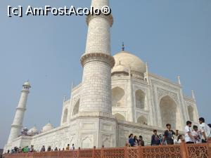 [P18] vedere din dreapta, Taj Mahal » foto by Yolanda
 - 
<span class="allrVoted glyphicon glyphicon-heart hidden" id="av1141760"></span>
<a class="m-l-10 hidden" id="sv1141760" onclick="voting_Foto_DelVot(,1141760,22287)" role="button">șterge vot <span class="glyphicon glyphicon-remove"></span></a>
<a id="v91141760" class=" c-red"  onclick="voting_Foto_SetVot(1141760)" role="button"><span class="glyphicon glyphicon-heart-empty"></span> <b>LIKE</b> = Votează poza</a> <img class="hidden"  id="f1141760W9" src="/imagini/loader.gif" border="0" /><span class="AjErrMes hidden" id="e1141760ErM"></span>
