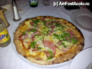[P17] Il Sapore - Pizza Speciala, inca o pizza delicioasa cu pret sub 10 euro » foto by alexvat
 - 
<span class="allrVoted glyphicon glyphicon-heart hidden" id="av464909"></span>
<a class="m-l-10 hidden" id="sv464909" onclick="voting_Foto_DelVot(,464909,22299)" role="button">șterge vot <span class="glyphicon glyphicon-remove"></span></a>
<a id="v9464909" class=" c-red"  onclick="voting_Foto_SetVot(464909)" role="button"><span class="glyphicon glyphicon-heart-empty"></span> <b>LIKE</b> = Votează poza</a> <img class="hidden"  id="f464909W9" src="/imagini/loader.gif" border="0" /><span class="AjErrMes hidden" id="e464909ErM"></span>