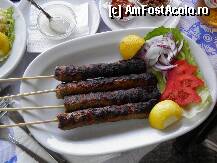 [P07] Micii din carne de oaie si vita facuti la gratar de fum.
Doamne ce minunatie!!!! » foto by Tuica
 - 
<span class="allrVoted glyphicon glyphicon-heart hidden" id="av239950"></span>
<a class="m-l-10 hidden" id="sv239950" onclick="voting_Foto_DelVot(,239950,22302)" role="button">șterge vot <span class="glyphicon glyphicon-remove"></span></a>
<a id="v9239950" class=" c-red"  onclick="voting_Foto_SetVot(239950)" role="button"><span class="glyphicon glyphicon-heart-empty"></span> <b>LIKE</b> = Votează poza</a> <img class="hidden"  id="f239950W9" src="/imagini/loader.gif" border="0" /><span class="AjErrMes hidden" id="e239950ErM"></span>