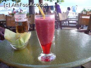 [P03] Granita, bere, cipsuri -la Karanti » foto by danutapop
 - 
<span class="allrVoted glyphicon glyphicon-heart hidden" id="av888365"></span>
<a class="m-l-10 hidden" id="sv888365" onclick="voting_Foto_DelVot(,888365,22304)" role="button">șterge vot <span class="glyphicon glyphicon-remove"></span></a>
<a id="v9888365" class=" c-red"  onclick="voting_Foto_SetVot(888365)" role="button"><span class="glyphicon glyphicon-heart-empty"></span> <b>LIKE</b> = Votează poza</a> <img class="hidden"  id="f888365W9" src="/imagini/loader.gif" border="0" /><span class="AjErrMes hidden" id="e888365ErM"></span>