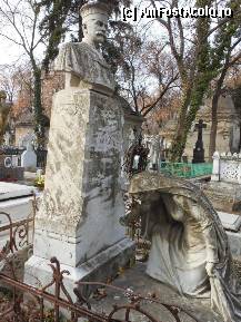 [P27] Cimitirul Bellu - Monument funerar. » foto by iulianic
 - 
<span class="allrVoted glyphicon glyphicon-heart hidden" id="av282371"></span>
<a class="m-l-10 hidden" id="sv282371" onclick="voting_Foto_DelVot(,282371,22321)" role="button">șterge vot <span class="glyphicon glyphicon-remove"></span></a>
<a id="v9282371" class=" c-red"  onclick="voting_Foto_SetVot(282371)" role="button"><span class="glyphicon glyphicon-heart-empty"></span> <b>LIKE</b> = Votează poza</a> <img class="hidden"  id="f282371W9" src="/imagini/loader.gif" border="0" /><span class="AjErrMes hidden" id="e282371ErM"></span>