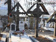 [P45] Cimitirul Bellu - Nichita Stanescu. » foto by iulianic
 - 
<span class="allrVoted glyphicon glyphicon-heart hidden" id="av282389"></span>
<a class="m-l-10 hidden" id="sv282389" onclick="voting_Foto_DelVot(,282389,22321)" role="button">șterge vot <span class="glyphicon glyphicon-remove"></span></a>
<a id="v9282389" class=" c-red"  onclick="voting_Foto_SetVot(282389)" role="button"><span class="glyphicon glyphicon-heart-empty"></span> <b>LIKE</b> = Votează poza</a> <img class="hidden"  id="f282389W9" src="/imagini/loader.gif" border="0" /><span class="AjErrMes hidden" id="e282389ErM"></span>