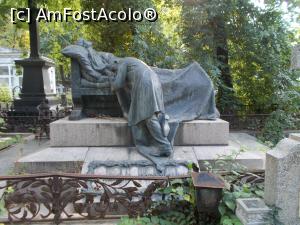 [P19] Familia Porroinianu. Semnat, Raffaello Romanelli.  » foto by mihaelavoicu
 - 
<span class="allrVoted glyphicon glyphicon-heart hidden" id="av1107876"></span>
<a class="m-l-10 hidden" id="sv1107876" onclick="voting_Foto_DelVot(,1107876,22321)" role="button">șterge vot <span class="glyphicon glyphicon-remove"></span></a>
<a id="v91107876" class=" c-red"  onclick="voting_Foto_SetVot(1107876)" role="button"><span class="glyphicon glyphicon-heart-empty"></span> <b>LIKE</b> = Votează poza</a> <img class="hidden"  id="f1107876W9" src="/imagini/loader.gif" border="0" /><span class="AjErrMes hidden" id="e1107876ErM"></span>