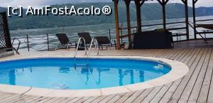 [P26] Piscină și foisor » foto by Adelina R
 - 
<span class="allrVoted glyphicon glyphicon-heart hidden" id="av1183087"></span>
<a class="m-l-10 hidden" id="sv1183087" onclick="voting_Foto_DelVot(,1183087,22336)" role="button">șterge vot <span class="glyphicon glyphicon-remove"></span></a>
<a id="v91183087" class=" c-red"  onclick="voting_Foto_SetVot(1183087)" role="button"><span class="glyphicon glyphicon-heart-empty"></span> <b>LIKE</b> = Votează poza</a> <img class="hidden"  id="f1183087W9" src="/imagini/loader.gif" border="0" /><span class="AjErrMes hidden" id="e1183087ErM"></span>