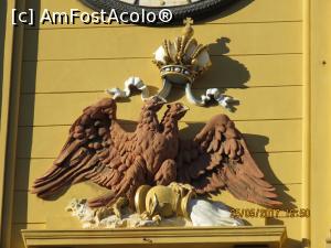 [P04] Emblema orașului, vulturul bicefal, morcic ,,crucea ce simboliza credința creștină și amforma din care curge apa, adică orașul va fi veșnic!  » foto by elviramvio
 - 
<span class="allrVoted glyphicon glyphicon-heart hidden" id="av881857"></span>
<a class="m-l-10 hidden" id="sv881857" onclick="voting_Foto_DelVot(,881857,22352)" role="button">șterge vot <span class="glyphicon glyphicon-remove"></span></a>
<a id="v9881857" class=" c-red"  onclick="voting_Foto_SetVot(881857)" role="button"><span class="glyphicon glyphicon-heart-empty"></span> <b>LIKE</b> = Votează poza</a> <img class="hidden"  id="f881857W9" src="/imagini/loader.gif" border="0" /><span class="AjErrMes hidden" id="e881857ErM"></span>