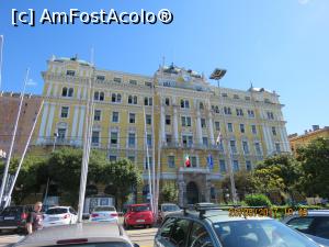 [P07] Clădirea vechii administrații portuare, azi a Jadrolinei » foto by elviramvio
 - 
<span class="allrVoted glyphicon glyphicon-heart hidden" id="av881860"></span>
<a class="m-l-10 hidden" id="sv881860" onclick="voting_Foto_DelVot(,881860,22352)" role="button">șterge vot <span class="glyphicon glyphicon-remove"></span></a>
<a id="v9881860" class=" c-red"  onclick="voting_Foto_SetVot(881860)" role="button"><span class="glyphicon glyphicon-heart-empty"></span> <b>LIKE</b> = Votează poza</a> <img class="hidden"  id="f881860W9" src="/imagini/loader.gif" border="0" /><span class="AjErrMes hidden" id="e881860ErM"></span>
