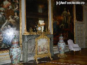 [P17] Obiecte si tablouri extraordinare, ce se gasesc la castelul Drottningholm » foto by ileanaxperta*
 - 
<span class="allrVoted glyphicon glyphicon-heart hidden" id="av589270"></span>
<a class="m-l-10 hidden" id="sv589270" onclick="voting_Foto_DelVot(,589270,22355)" role="button">șterge vot <span class="glyphicon glyphicon-remove"></span></a>
<a id="v9589270" class=" c-red"  onclick="voting_Foto_SetVot(589270)" role="button"><span class="glyphicon glyphicon-heart-empty"></span> <b>LIKE</b> = Votează poza</a> <img class="hidden"  id="f589270W9" src="/imagini/loader.gif" border="0" /><span class="AjErrMes hidden" id="e589270ErM"></span>