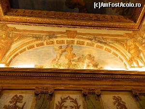 [P23] Detaliu cu picturi si lucratura in lemn, pe peretii din interiorul castelului Drottningholm » foto by ileanaxperta*
 - 
<span class="allrVoted glyphicon glyphicon-heart hidden" id="av589276"></span>
<a class="m-l-10 hidden" id="sv589276" onclick="voting_Foto_DelVot(,589276,22355)" role="button">șterge vot <span class="glyphicon glyphicon-remove"></span></a>
<a id="v9589276" class=" c-red"  onclick="voting_Foto_SetVot(589276)" role="button"><span class="glyphicon glyphicon-heart-empty"></span> <b>LIKE</b> = Votează poza</a> <img class="hidden"  id="f589276W9" src="/imagini/loader.gif" border="0" /><span class="AjErrMes hidden" id="e589276ErM"></span>