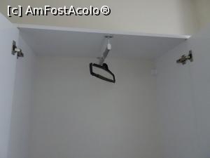 [P18] Rosso Hotel 3* Izmit - dulapul » foto by nicole33
 - 
<span class="allrVoted glyphicon glyphicon-heart hidden" id="av883224"></span>
<a class="m-l-10 hidden" id="sv883224" onclick="voting_Foto_DelVot(,883224,22373)" role="button">șterge vot <span class="glyphicon glyphicon-remove"></span></a>
<a id="v9883224" class=" c-red"  onclick="voting_Foto_SetVot(883224)" role="button"><span class="glyphicon glyphicon-heart-empty"></span> <b>LIKE</b> = Votează poza</a> <img class="hidden"  id="f883224W9" src="/imagini/loader.gif" border="0" /><span class="AjErrMes hidden" id="e883224ErM"></span>