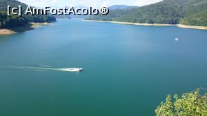 [P44] Lacul Vidraru - un pic mai animat decât îl știam.  » foto by Aurici
 - 
<span class="allrVoted glyphicon glyphicon-heart hidden" id="av883759"></span>
<a class="m-l-10 hidden" id="sv883759" onclick="voting_Foto_DelVot(,883759,22380)" role="button">șterge vot <span class="glyphicon glyphicon-remove"></span></a>
<a id="v9883759" class=" c-red"  onclick="voting_Foto_SetVot(883759)" role="button"><span class="glyphicon glyphicon-heart-empty"></span> <b>LIKE</b> = Votează poza</a> <img class="hidden"  id="f883759W9" src="/imagini/loader.gif" border="0" /><span class="AjErrMes hidden" id="e883759ErM"></span>