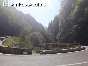 [P49] În această curbă în ac de păr poți lăsa mașina ca să mergi pe Valea lui Stan - cel mai spectaculos traseu pe care l-am făcut vreodată.  » foto by Aurici
 - 
<span class="allrVoted glyphicon glyphicon-heart hidden" id="av883764"></span>
<a class="m-l-10 hidden" id="sv883764" onclick="voting_Foto_DelVot(,883764,22380)" role="button">șterge vot <span class="glyphicon glyphicon-remove"></span></a>
<a id="v9883764" class=" c-red"  onclick="voting_Foto_SetVot(883764)" role="button"><span class="glyphicon glyphicon-heart-empty"></span> <b>LIKE</b> = Votează poza</a> <img class="hidden"  id="f883764W9" src="/imagini/loader.gif" border="0" /><span class="AjErrMes hidden" id="e883764ErM"></span>