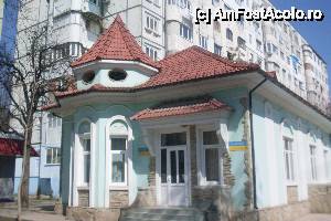 [P20] Casa comunităţii ucrainene din Bălţi...  » foto by Ovidiu istorie
 - 
<span class="allrVoted glyphicon glyphicon-heart hidden" id="av420345"></span>
<a class="m-l-10 hidden" id="sv420345" onclick="voting_Foto_DelVot(,420345,22384)" role="button">șterge vot <span class="glyphicon glyphicon-remove"></span></a>
<a id="v9420345" class=" c-red"  onclick="voting_Foto_SetVot(420345)" role="button"><span class="glyphicon glyphicon-heart-empty"></span> <b>LIKE</b> = Votează poza</a> <img class="hidden"  id="f420345W9" src="/imagini/loader.gif" border="0" /><span class="AjErrMes hidden" id="e420345ErM"></span>