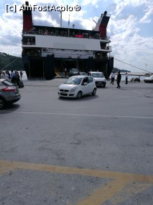 [P06] Debarcarea de pe ferry » foto by Mihagabi
 - 
<span class="allrVoted glyphicon glyphicon-heart hidden" id="av884476"></span>
<a class="m-l-10 hidden" id="sv884476" onclick="voting_Foto_DelVot(,884476,22392)" role="button">șterge vot <span class="glyphicon glyphicon-remove"></span></a>
<a id="v9884476" class=" c-red"  onclick="voting_Foto_SetVot(884476)" role="button"><span class="glyphicon glyphicon-heart-empty"></span> <b>LIKE</b> = Votează poza</a> <img class="hidden"  id="f884476W9" src="/imagini/loader.gif" border="0" /><span class="AjErrMes hidden" id="e884476ErM"></span>