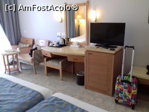 [P06] Poza din camera.  » foto by Ligia06
 - 
<span class="allrVoted glyphicon glyphicon-heart hidden" id="av910307"></span>
<a class="m-l-10 hidden" id="sv910307" onclick="voting_Foto_DelVot(,910307,22400)" role="button">șterge vot <span class="glyphicon glyphicon-remove"></span></a>
<a id="v9910307" class=" c-red"  onclick="voting_Foto_SetVot(910307)" role="button"><span class="glyphicon glyphicon-heart-empty"></span> <b>LIKE</b> = Votează poza</a> <img class="hidden"  id="f910307W9" src="/imagini/loader.gif" border="0" /><span class="AjErrMes hidden" id="e910307ErM"></span>