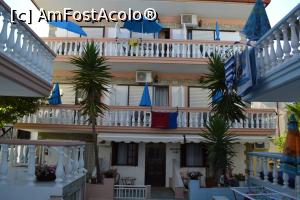 [P06] prima camera din stinga sus a fost pentru 13 zile apartamentul nostru si balconasul » foto by kafer
 - 
<span class="allrVoted glyphicon glyphicon-heart hidden" id="av886738"></span>
<a class="m-l-10 hidden" id="sv886738" onclick="voting_Foto_DelVot(,886738,22422)" role="button">șterge vot <span class="glyphicon glyphicon-remove"></span></a>
<a id="v9886738" class=" c-red"  onclick="voting_Foto_SetVot(886738)" role="button"><span class="glyphicon glyphicon-heart-empty"></span> <b>LIKE</b> = Votează poza</a> <img class="hidden"  id="f886738W9" src="/imagini/loader.gif" border="0" /><span class="AjErrMes hidden" id="e886738ErM"></span>