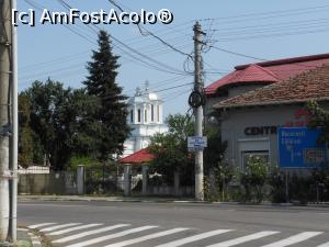 [P10] Oltenița - În apropiere de Turnul de Apă, Biserica Eroilor. » foto by iulianic
 - 
<span class="allrVoted glyphicon glyphicon-heart hidden" id="av1250525"></span>
<a class="m-l-10 hidden" id="sv1250525" onclick="voting_Foto_DelVot(,1250525,22428)" role="button">șterge vot <span class="glyphicon glyphicon-remove"></span></a>
<a id="v91250525" class=" c-red"  onclick="voting_Foto_SetVot(1250525)" role="button"><span class="glyphicon glyphicon-heart-empty"></span> <b>LIKE</b> = Votează poza</a> <img class="hidden"  id="f1250525W9" src="/imagini/loader.gif" border="0" /><span class="AjErrMes hidden" id="e1250525ErM"></span>