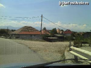 [P16] Piramidele de la Şona. Pe drum, înapoi spre Făgăraș veți vedea o cupolă de biserică orbitoare, parcă ar fi aurita!  » foto by FlorinAndrei
 - 
<span class="allrVoted glyphicon glyphicon-heart hidden" id="av621071"></span>
<a class="m-l-10 hidden" id="sv621071" onclick="voting_Foto_DelVot(,621071,22448)" role="button">șterge vot <span class="glyphicon glyphicon-remove"></span></a>
<a id="v9621071" class=" c-red"  onclick="voting_Foto_SetVot(621071)" role="button"><span class="glyphicon glyphicon-heart-empty"></span> <b>LIKE</b> = Votează poza</a> <img class="hidden"  id="f621071W9" src="/imagini/loader.gif" border="0" /><span class="AjErrMes hidden" id="e621071ErM"></span>