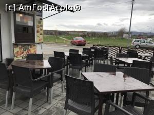 [P02] Restaurantul King din Kladovo - terasa udată de ploaie » foto by nicole33
 - 
<span class="allrVoted glyphicon glyphicon-heart hidden" id="av959880"></span>
<a class="m-l-10 hidden" id="sv959880" onclick="voting_Foto_DelVot(,959880,22463)" role="button">șterge vot <span class="glyphicon glyphicon-remove"></span></a>
<a id="v9959880" class=" c-red"  onclick="voting_Foto_SetVot(959880)" role="button"><span class="glyphicon glyphicon-heart-empty"></span> <b>LIKE</b> = Votează poza</a> <img class="hidden"  id="f959880W9" src="/imagini/loader.gif" border="0" /><span class="AjErrMes hidden" id="e959880ErM"></span>