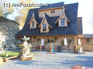 [P18] Porumbacu de Sus - Parcul tematic "Povestea Calendarului". Căsuța lunii Octombrie. » foto by iulianic
 - 
<span class="allrVoted glyphicon glyphicon-heart hidden" id="av1346154"></span>
<a class="m-l-10 hidden" id="sv1346154" onclick="voting_Foto_DelVot(,1346154,22464)" role="button">șterge vot <span class="glyphicon glyphicon-remove"></span></a>
<a id="v91346154" class=" c-red"  onclick="voting_Foto_SetVot(1346154)" role="button"><span class="glyphicon glyphicon-heart-empty"></span> <b>LIKE</b> = Votează poza</a> <img class="hidden"  id="f1346154W9" src="/imagini/loader.gif" border="0" /><span class="AjErrMes hidden" id="e1346154ErM"></span>