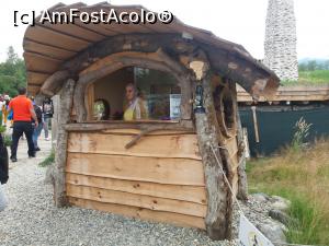 [P32] Casuta casierie si o fata frumoasa cu ochi albastri » foto by vulpe mihaela
 - 
<span class="allrVoted glyphicon glyphicon-heart hidden" id="av1086783"></span>
<a class="m-l-10 hidden" id="sv1086783" onclick="voting_Foto_DelVot(,1086783,22464)" role="button">șterge vot <span class="glyphicon glyphicon-remove"></span></a>
<a id="v91086783" class=" c-red"  onclick="voting_Foto_SetVot(1086783)" role="button"><span class="glyphicon glyphicon-heart-empty"></span> <b>LIKE</b> = Votează poza</a> <img class="hidden"  id="f1086783W9" src="/imagini/loader.gif" border="0" /><span class="AjErrMes hidden" id="e1086783ErM"></span>