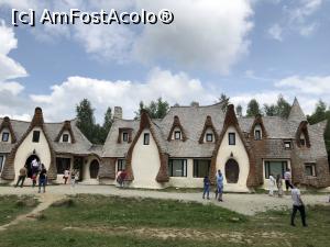 [P14] Castelul de lut, o imagine mai cuprinzatoare » foto by Dan&Ema
 - 
<span class="allrVoted glyphicon glyphicon-heart hidden" id="av1087979"></span>
<a class="m-l-10 hidden" id="sv1087979" onclick="voting_Foto_DelVot(,1087979,22464)" role="button">șterge vot <span class="glyphicon glyphicon-remove"></span></a>
<a id="v91087979" class=" c-red"  onclick="voting_Foto_SetVot(1087979)" role="button"><span class="glyphicon glyphicon-heart-empty"></span> <b>LIKE</b> = Votează poza</a> <img class="hidden"  id="f1087979W9" src="/imagini/loader.gif" border="0" /><span class="AjErrMes hidden" id="e1087979ErM"></span>